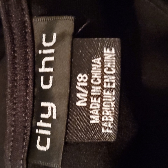 City Chic Sleeveless Dress - Picture 5 of 8